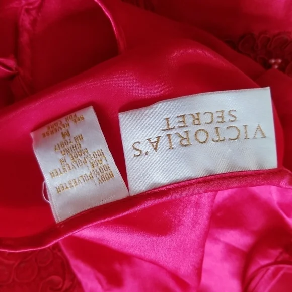 VICTORIAS SECRET Gold Label Vintage Satin Red Teddy Bodysuit Medium
